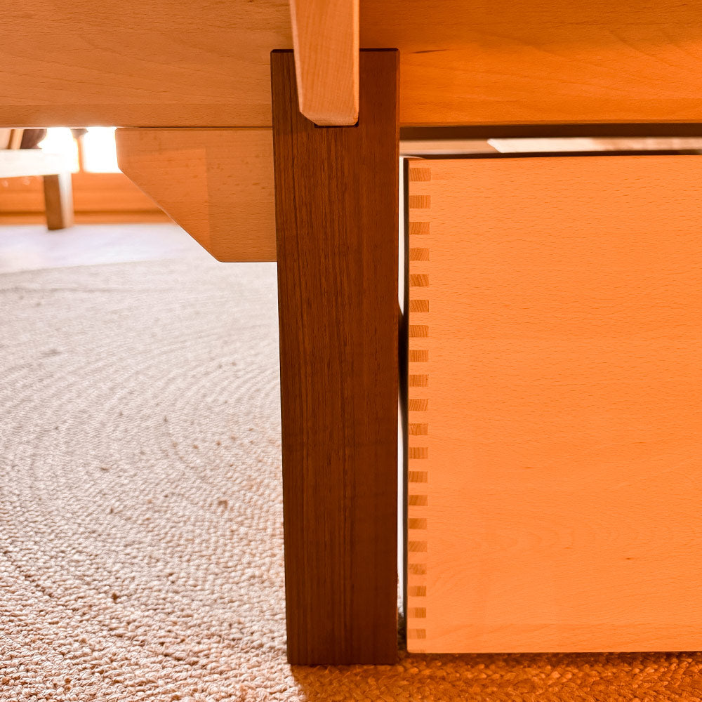 Massivholzbett NOOMY mit Unterbettkasten