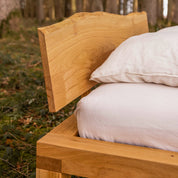 Massivholzbett YARON - curve