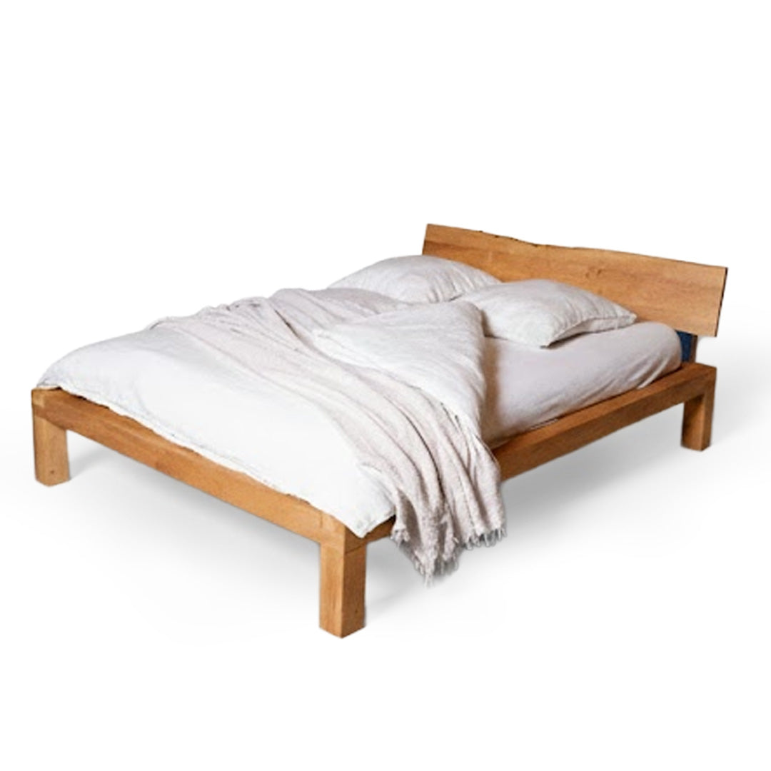 Massivholzbett YARON - curve