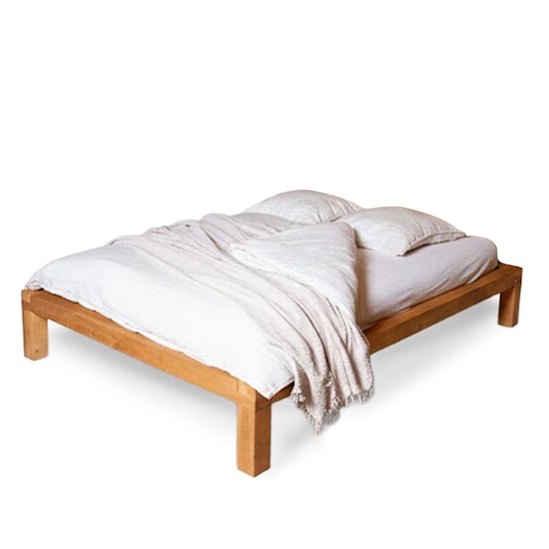 Massivholzbett YARON - pure